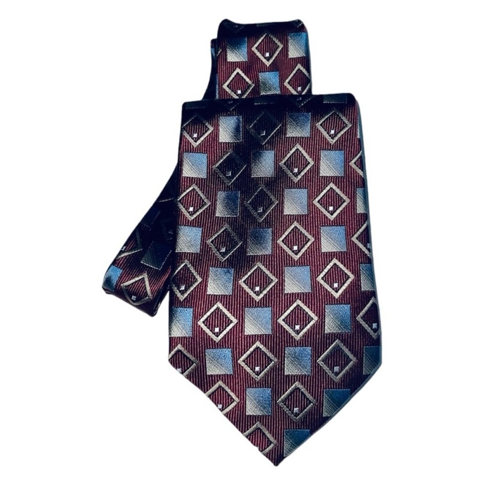 Courage Cranberry Handmade Geometric Silk
Tie 58"